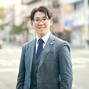 弁護士 ​赤井 耕多